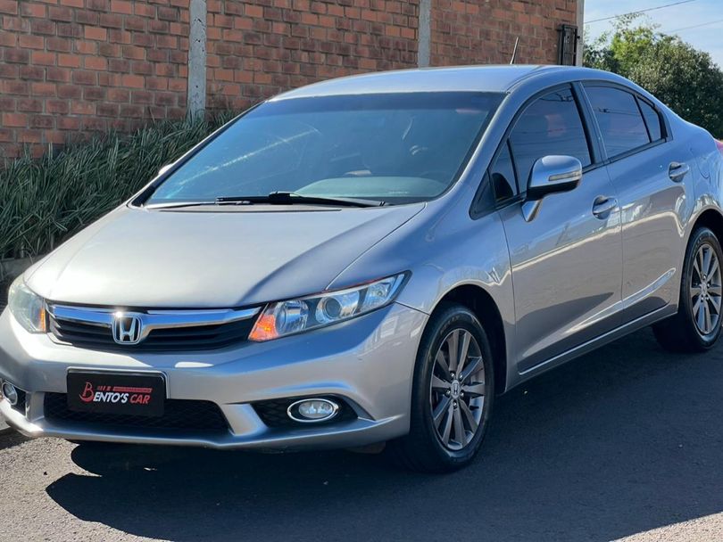Honda Civic Sedan LXR 2.0 Flexone 16V Aut. 4p
