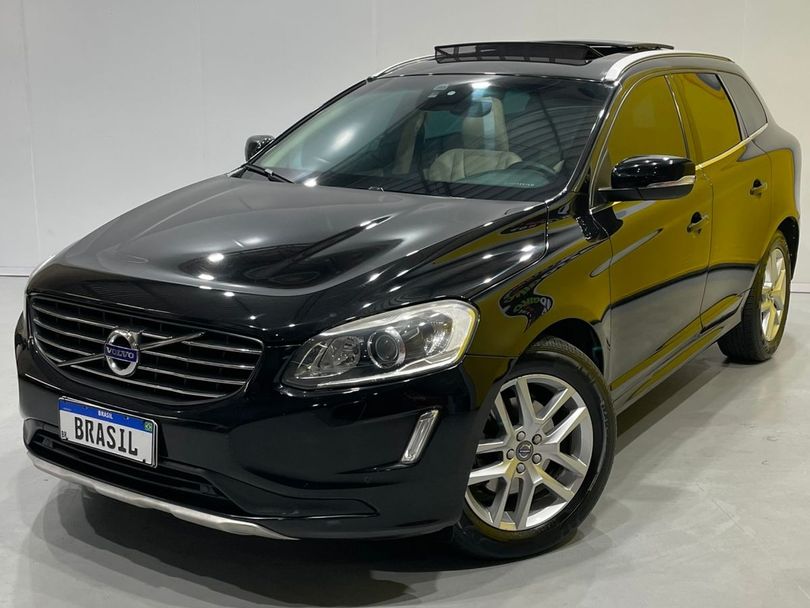 Volvo XC 60 D-5 MOMENTUM 2.4  AWD Diesel  5p