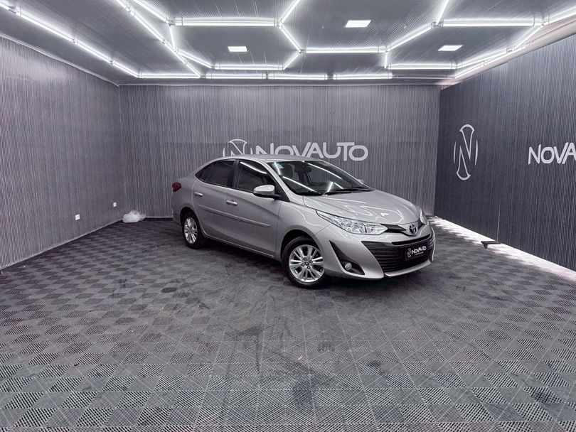 Toyota YARIS XL Sedan 1.5 Flex 16V 4p Mec.