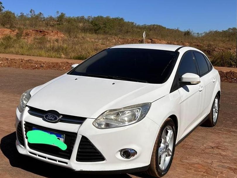 Ford Focus Sedan 2.0 16V/2.0 16V Flex 4p Aut.