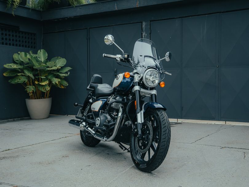Royal Enfield Super Meteor 650 Celestial 