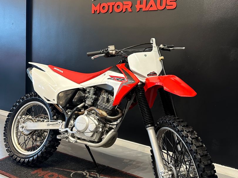 HONDA CRF 230 F