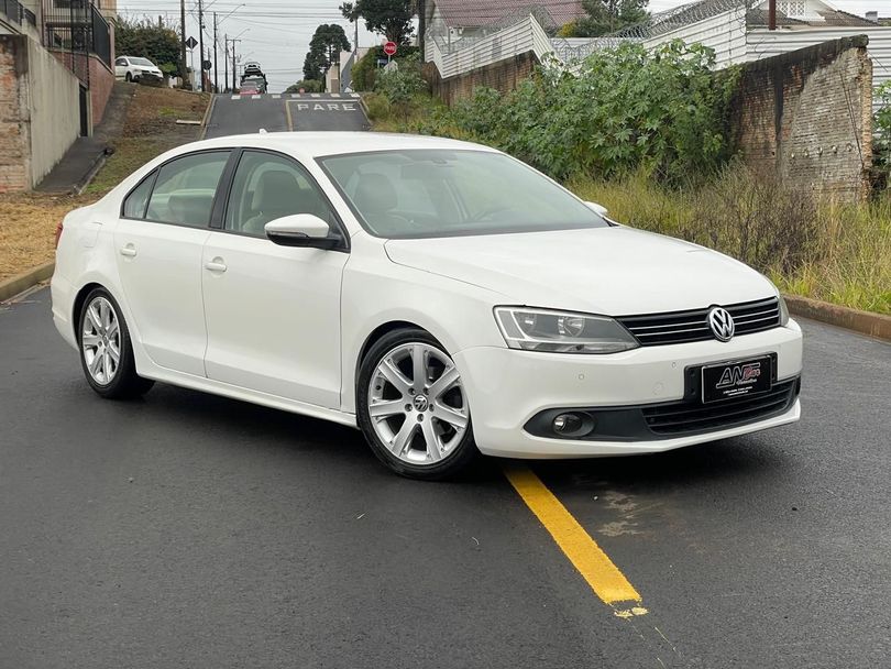 VolksWagen JETTA Comfortline  2.0 T.Flex 8V 4p Mec.