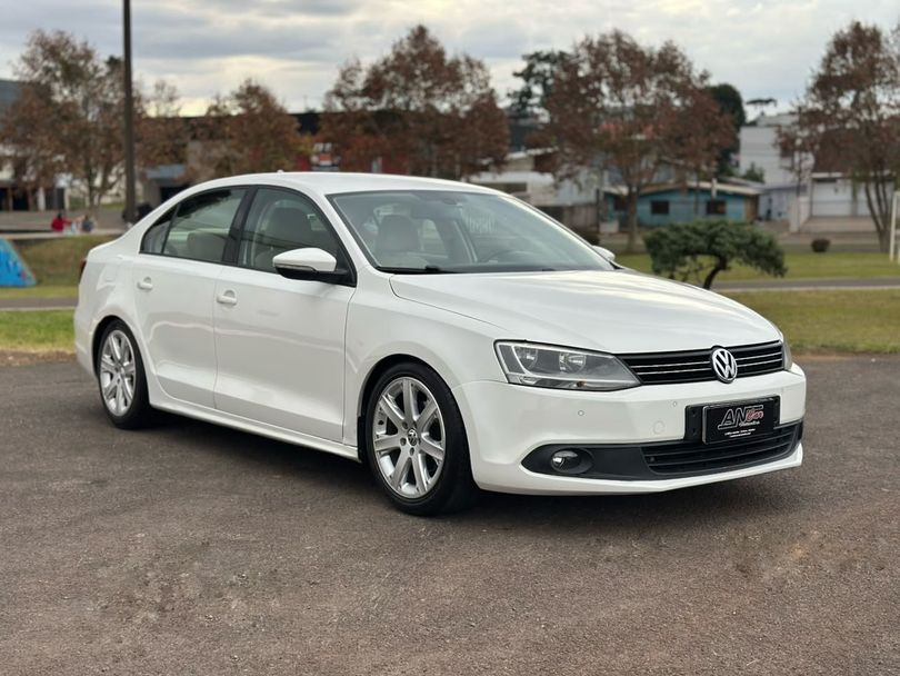 VolksWagen JETTA Comfortline  2.0 T.Flex 8V 4p Mec.