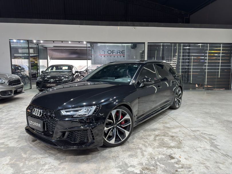 Audi RS4 2.9 Avant V6 TFSI Quattro Tiptronic