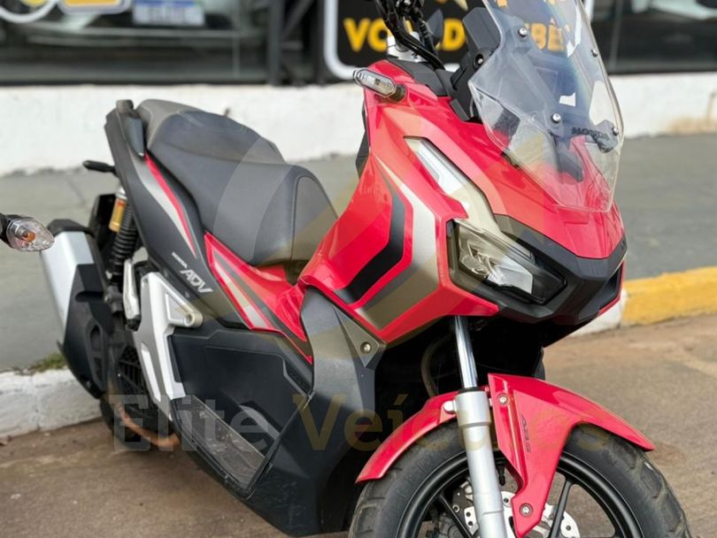 HONDA ADV 150
