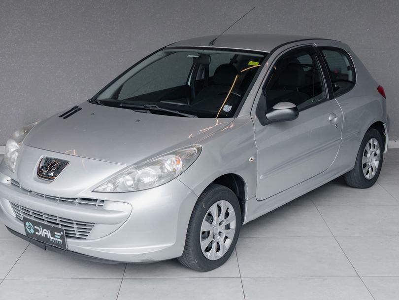 Peugeot 207 XR 1.4 Flex 8V 3p