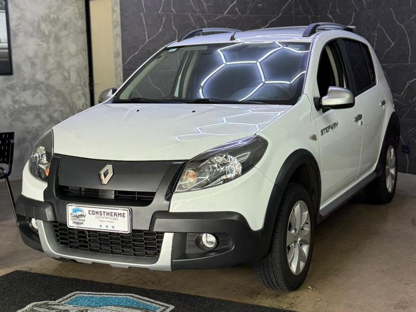 Renault SANDERO STEPWAY Hi-Flex 1.6 16V 5p