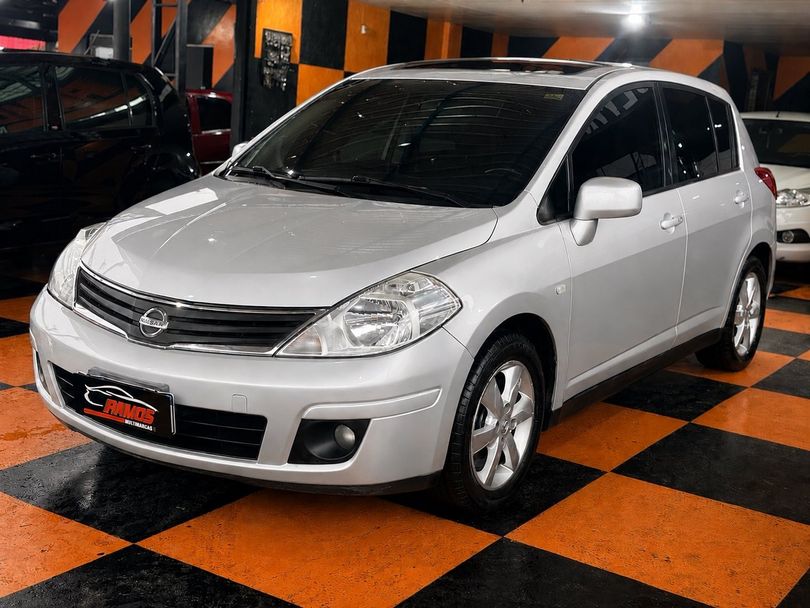 Nissan TIIDA SL 1.8/1.8 Flex 16V Aut.