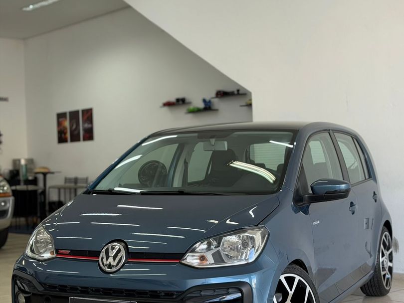 VolksWagen up! move 1.0 TSI Total Flex 12V 5p