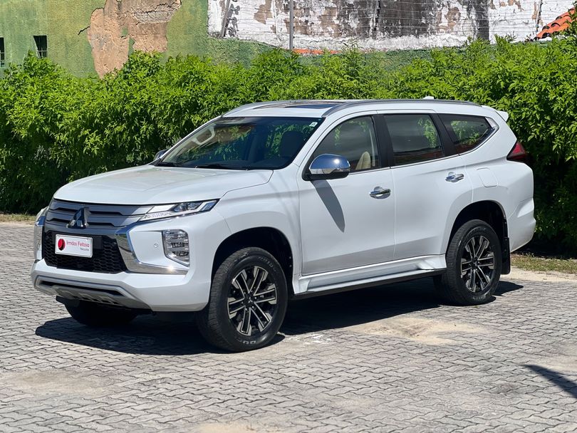 Mitsubishi Pajero Sport HPE-S 2.4  4x4 Diesel Aut.
