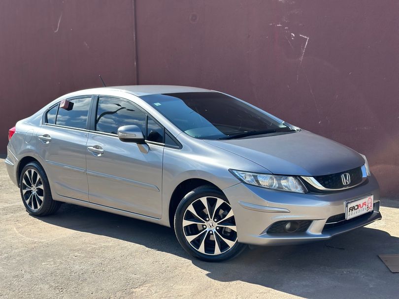 Honda Civic Sedan LXR 2.0 Flexone 16V Aut. 4p