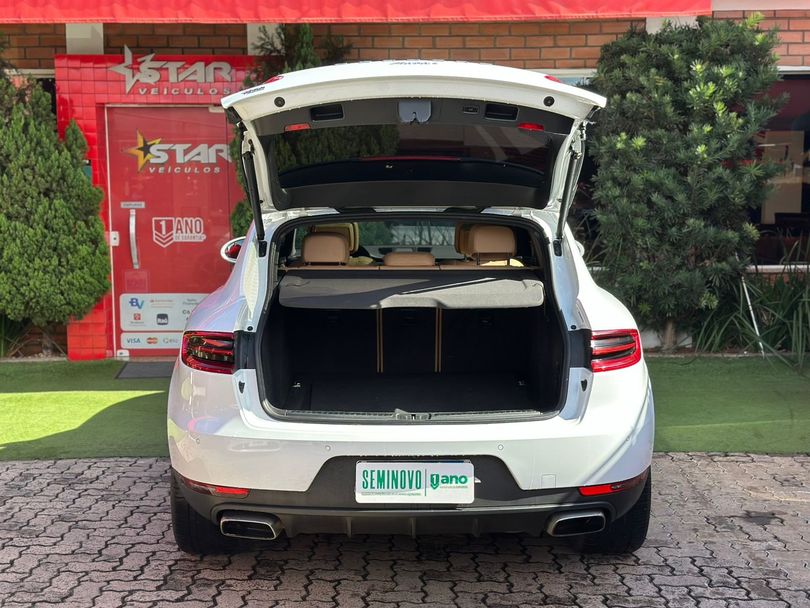 Porsche Macan 2.0 Turbo