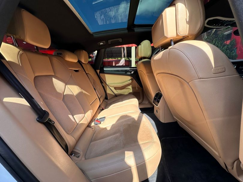 Porsche Macan 2.0 Turbo