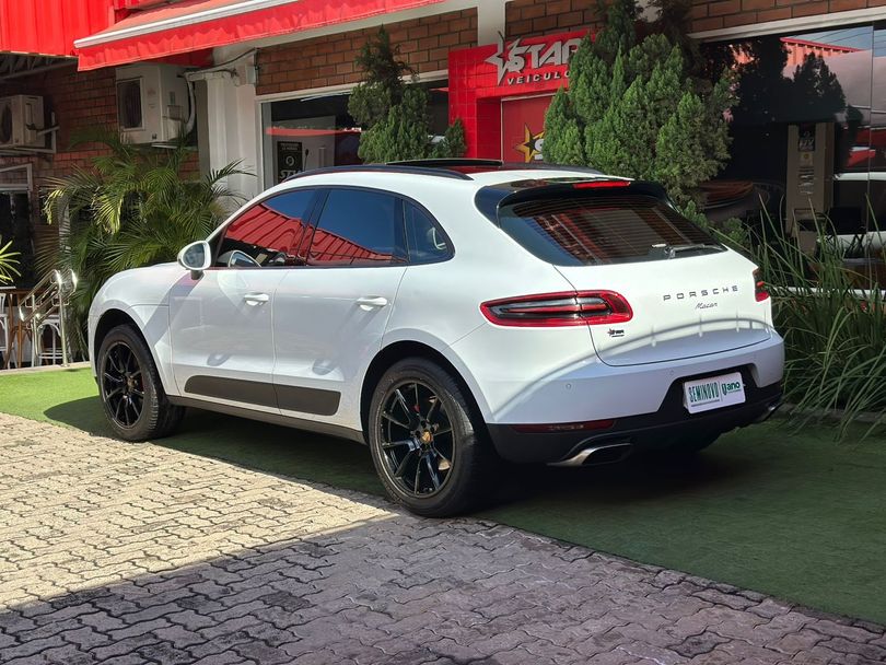 Porsche Macan 2.0 Turbo