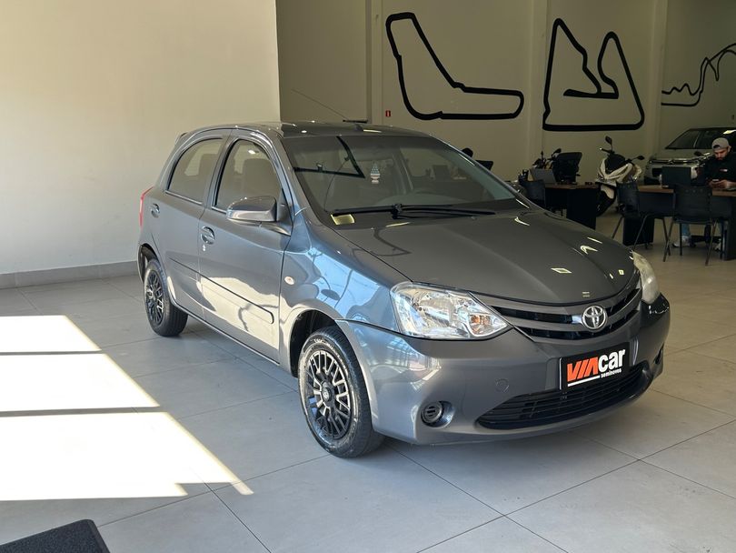 Toyota ETIOS XS 1.5 Flex 16V 5p Mec.