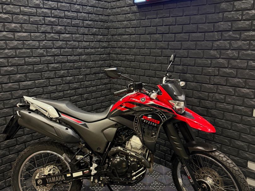 YAMAHA XTZ 250 LANDER 249cc/LANDER BLUEFLEX/ABS