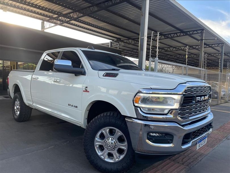 RAM Ram 2500 6.7 TD Laramie  Night Edition 4WD