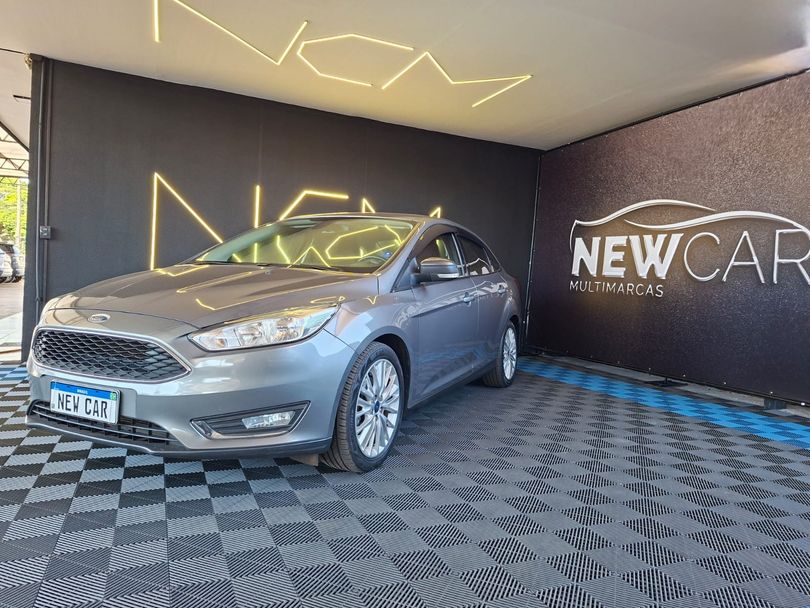 Ford sedan 2.0 se plus