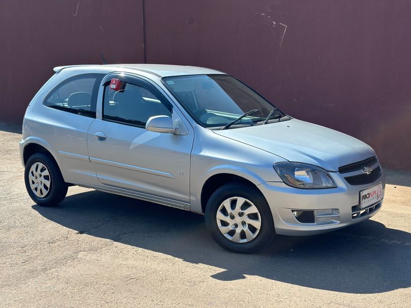 Chevrolet Celta Life/ LS 1.0 MPFI 8V FlexPower 3p