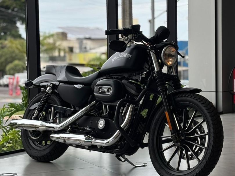 Harley XL 883N IRON