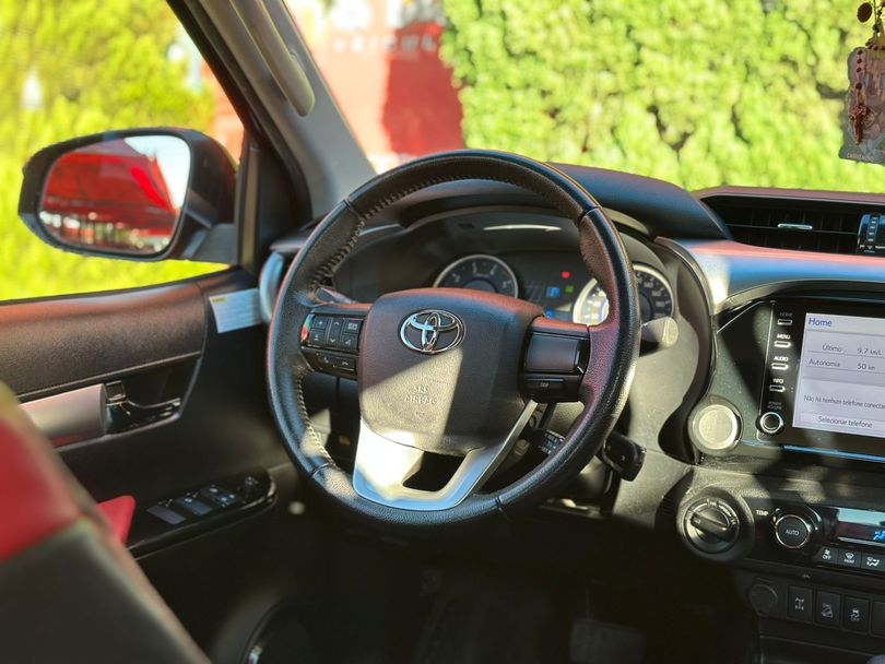 Toyota Hilux CD SR 4x4 2.8 TDI Diesel Aut.