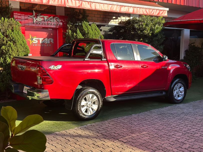 Toyota Hilux CD SR 4x4 2.8 TDI Diesel Aut.