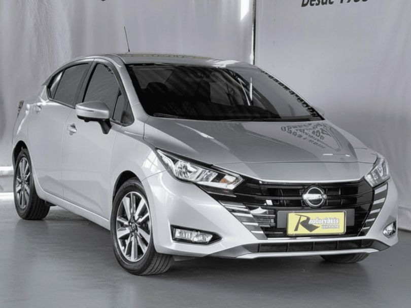 Nissan VERSA Advance 1.6 16V Flex Aut.