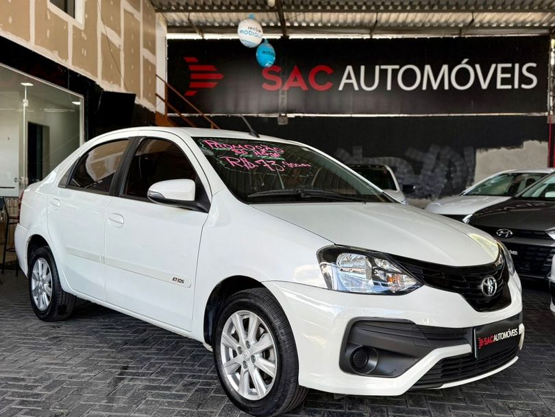 Toyota ETIOS X Plus Sedan 1.5 Flex 16V 4p Aut.