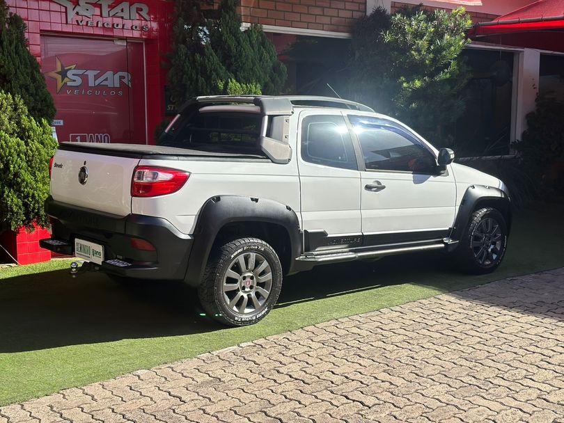 Fiat Strada Adventure1.8/ 1.8 LOCKER Flex CD