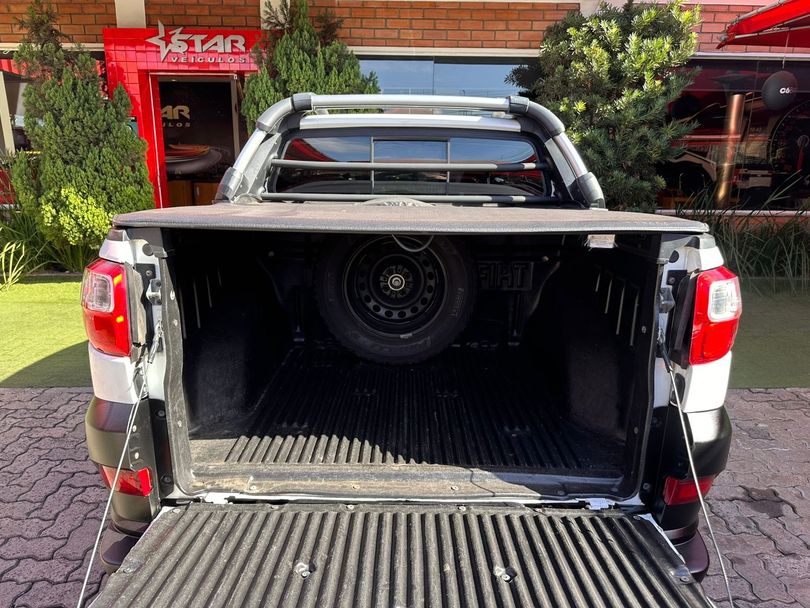 Fiat Strada Adventure1.8/ 1.8 LOCKER Flex CD