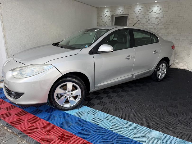 Renault FLUENCE Sed. Dynamique 2.0 16V FLEX Aut.