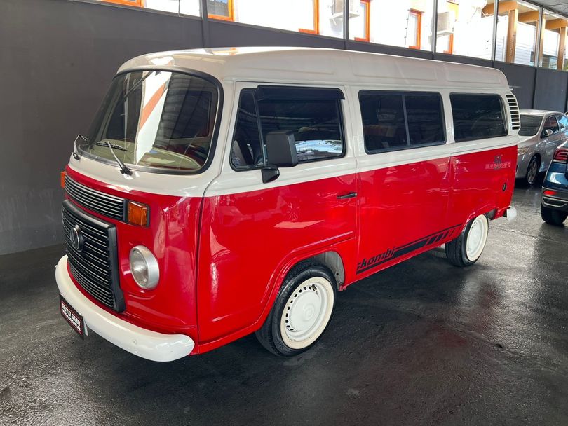 VolksWagen Kombi Lotação 1.4 Mi Total Flex 8V