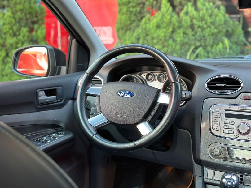Ford Focus TITA/TITA Plus 2.0  Flex 5p Aut.