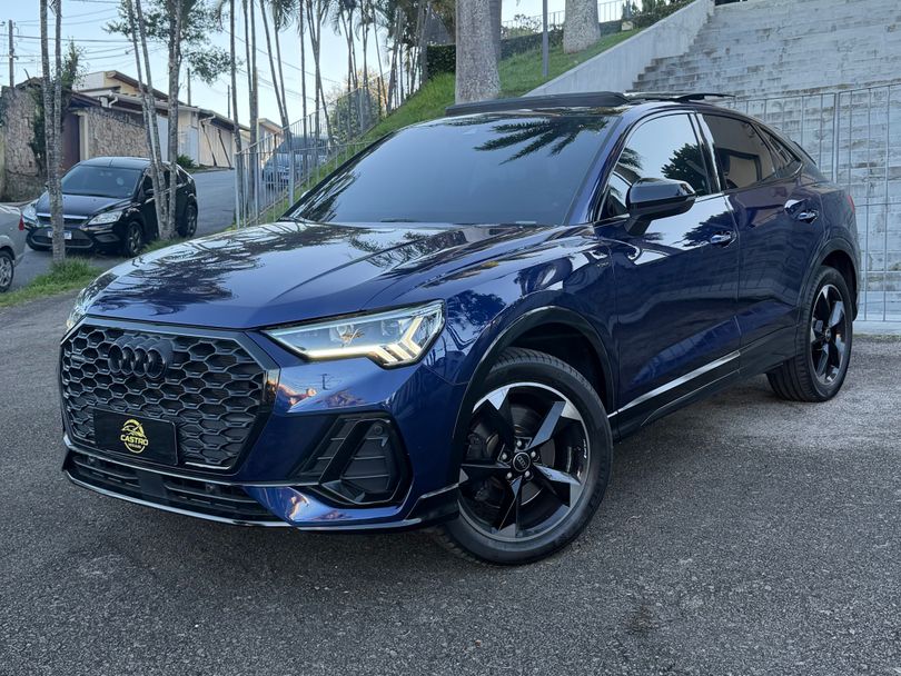 Audi Q3 SPB Perf. Black 2.0 TFSI Tipt. Quat.
