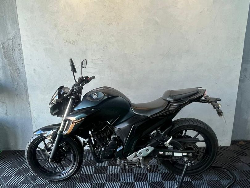 YAMAHA FZ25 250 FAZER FLEX