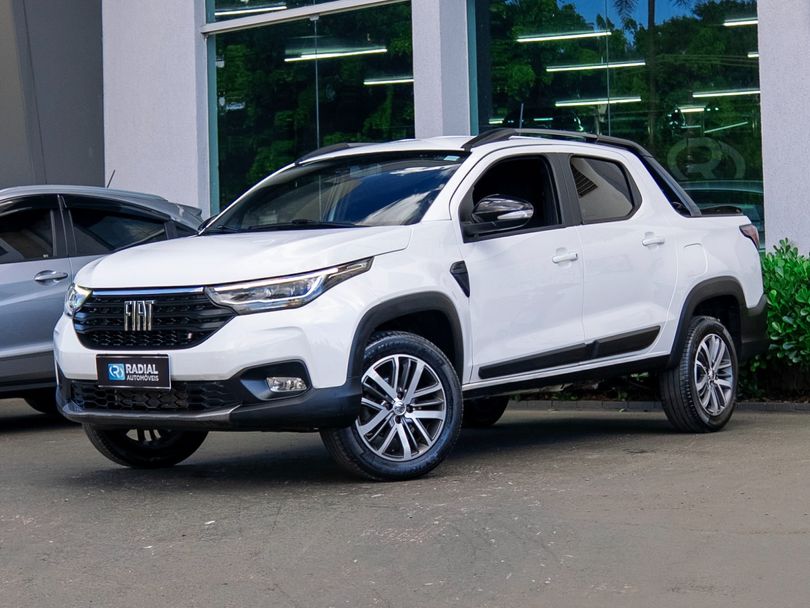 Fiat Strada Volcano 1.3 Flex 8V CD