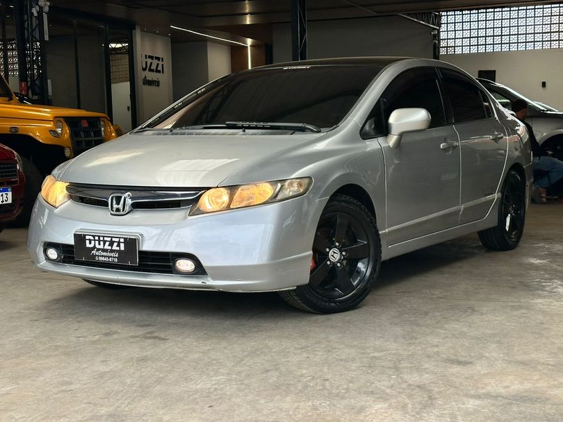 Honda Civic Sedan LXS 1.8/1.8 Flex 16V Mec. 4p