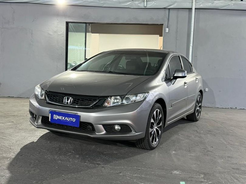 Honda Civic Sedan LXS 1.8/1.8 Flex 16V Aut. 4p