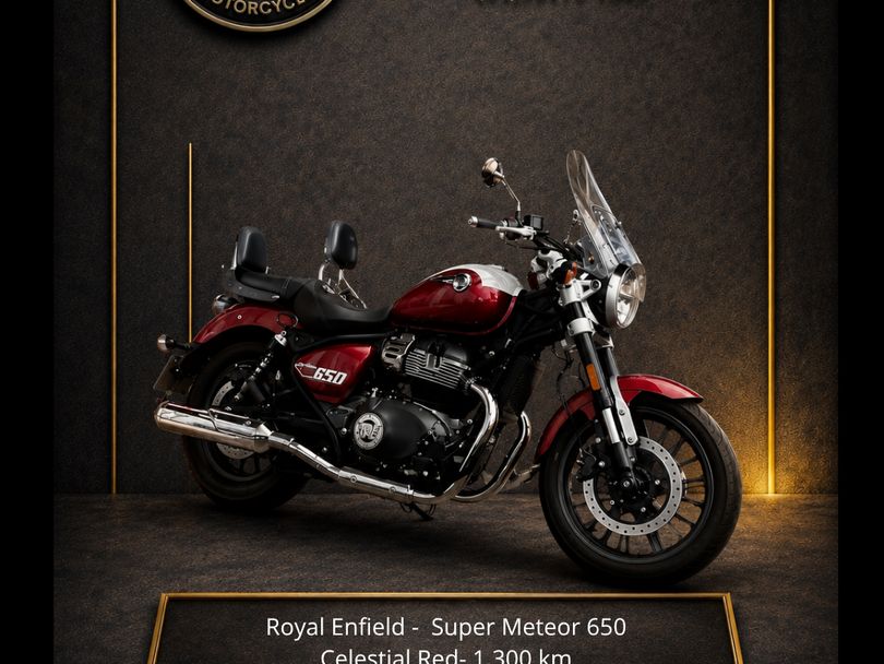 Royal Enfield Super Meteor 650 Celestial 