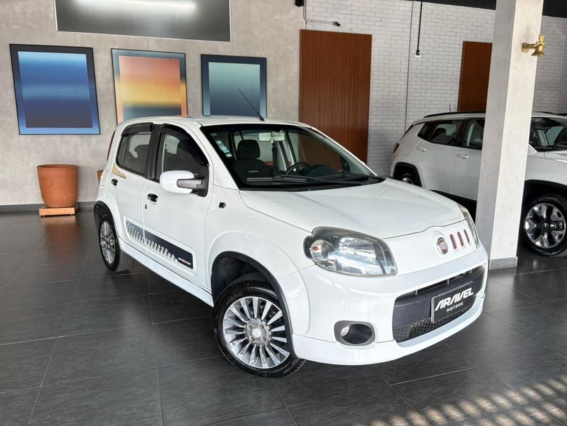 Fiat UNO SPORTING 1.4 EVO Fire Flex 8V 4p