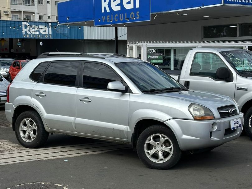 Hyundai Tucson 2.7 MPFI 24V 175cv Aut.