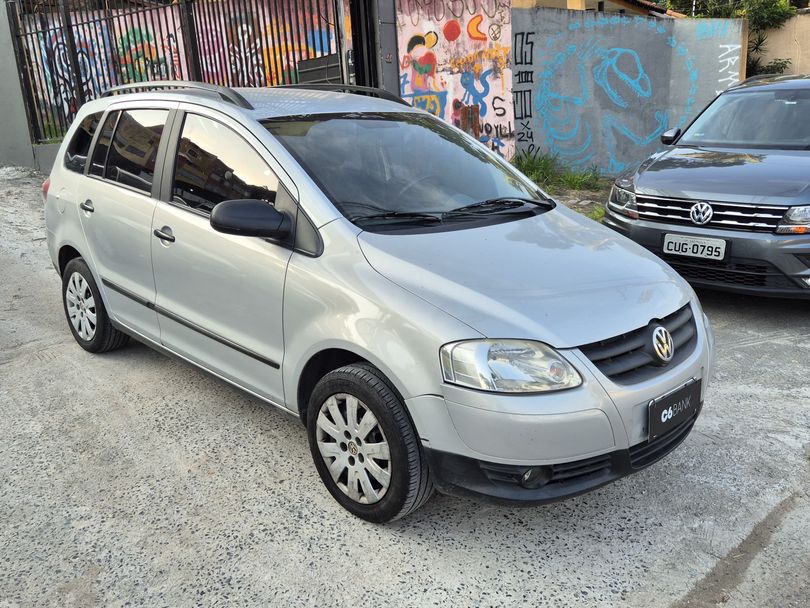 VolksWagen SPACEFOX 1.6/ 1.6 Trend Total Flex 8V 5p
