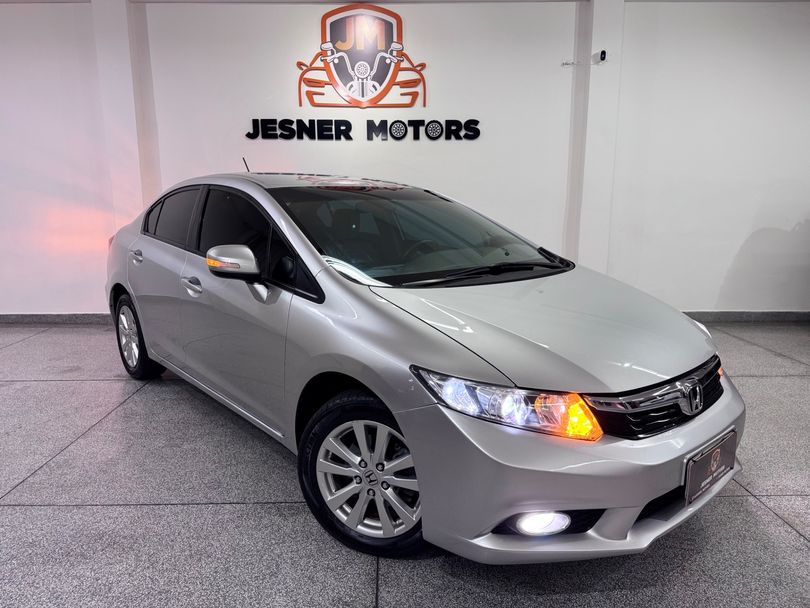 Honda Civic Sedan LXR 2.0 Flexone 16V Aut. 4p