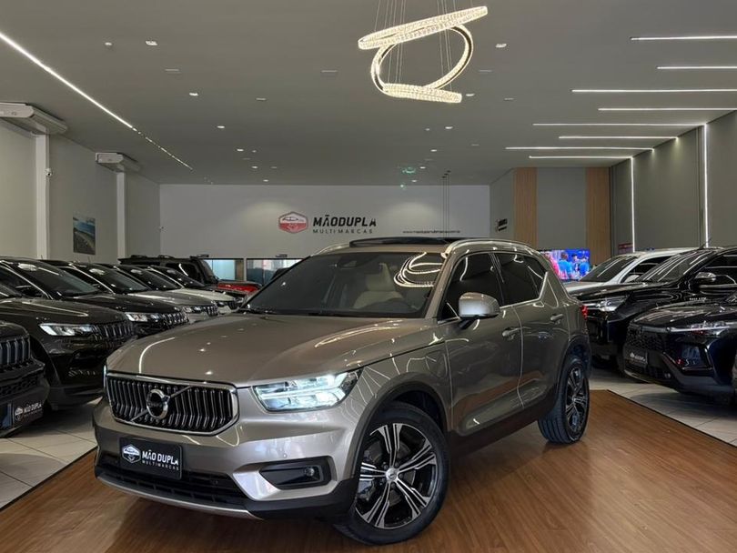 Volvo XC 40 T-5 INSCRIPTION 1.5 FWD (Híbrido)