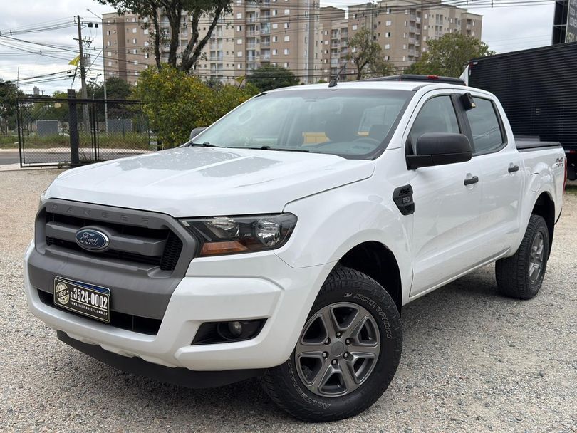 Ford Ranger XLS 2.2 4x4 CD Diesel Mec.