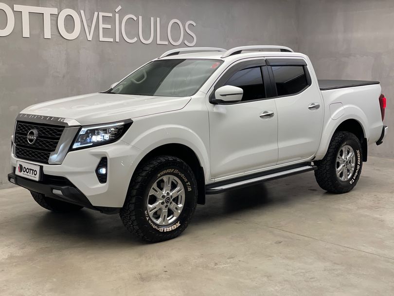 Nissan Frontier XE CD 4x4 2.3 Bi-TB Diesel Aut.