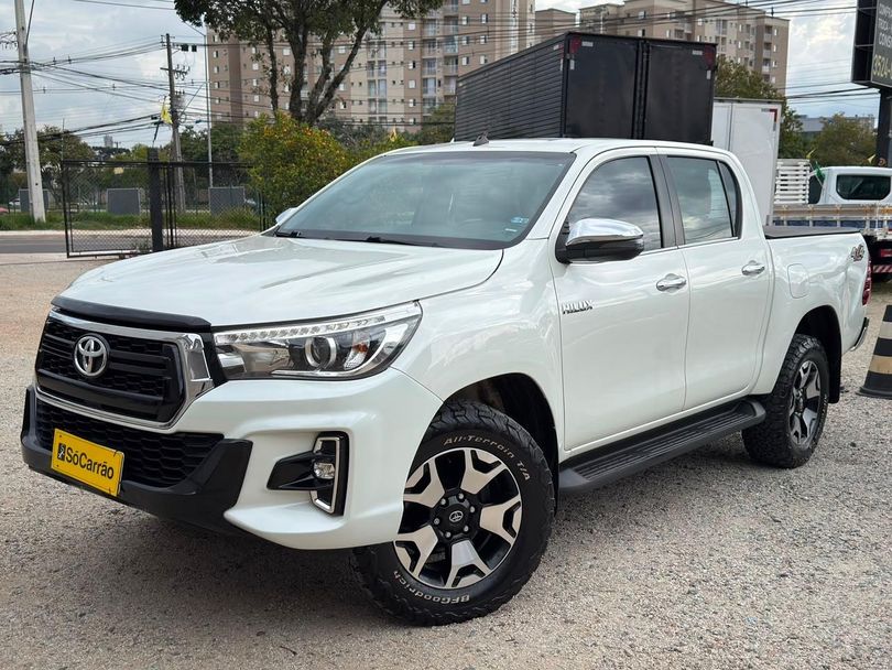 Toyota Hilux CD SRX 4x4 2.8 TDI 16V Diesel Aut.
