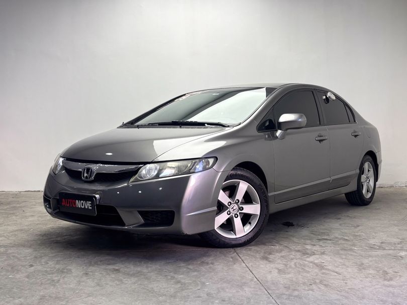 Honda Civic Sedan LXS 1.8/1.8 Flex 16V Aut. 4p