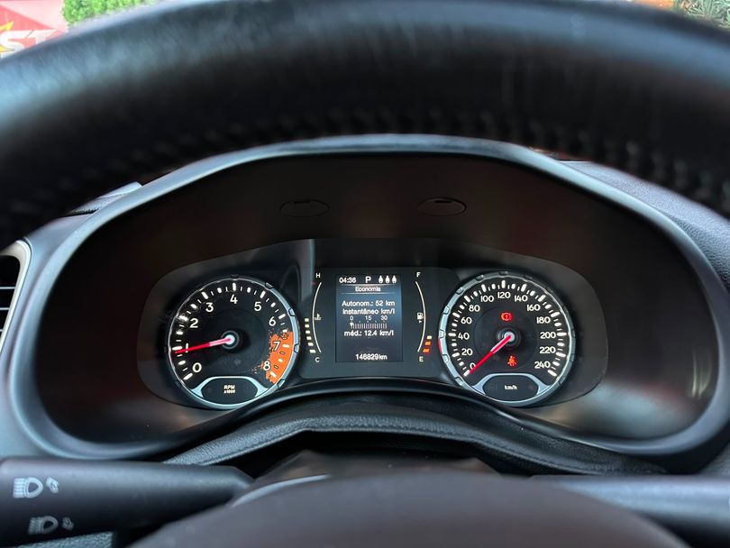 Jeep Renegade Longitude 1.8 4x2 Flex 16V Aut.